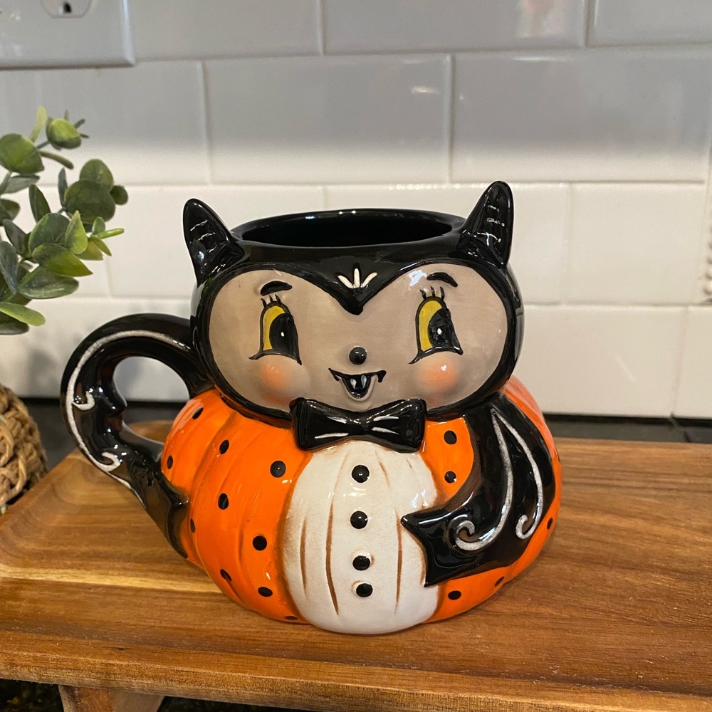 New Johanna Parker Bat Mug with black bow tie